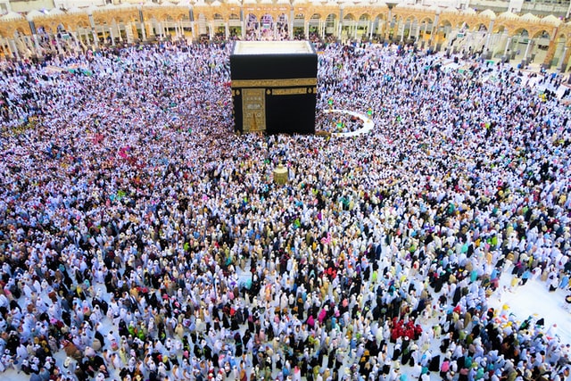 C'est l'une des formes de culte les plus significatives de l'Islam et cela démontre l'unité parmi les musulmans.